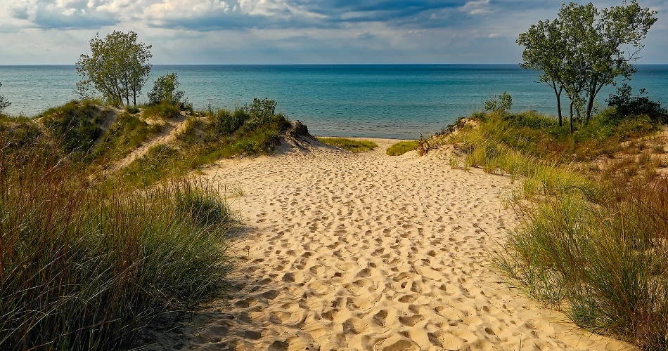 An Insider Guide to the Best Beaches in Aptos, California